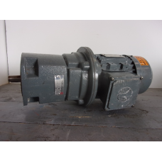 133 RPM  0,75 KW As 19 mm. Used.